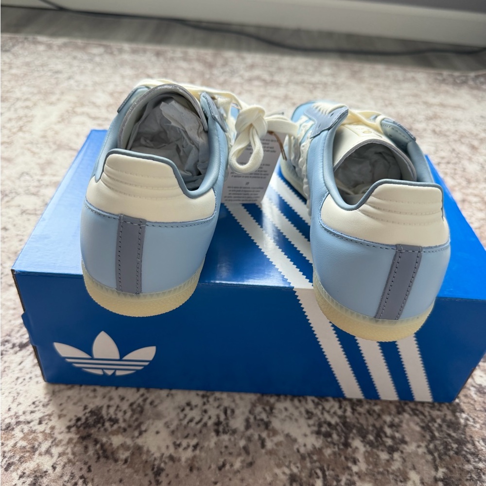 Adidas Women’s Samba OG Sky Blue with White Ruffle JR8829 size 8 - Picture 3 of 6